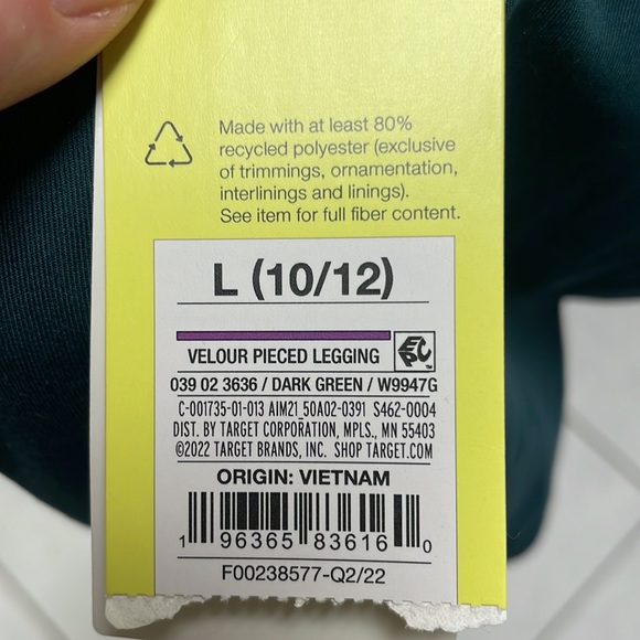 Green All in Motion Leggings - Picture 5 of 5